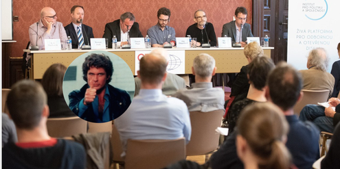 Am virtuellen Pranger: Männer-Podium am «Institute for Politics and Society» in Prag. Am virtuellen Pranger: Männer-Podium am «Institute for Politics and Society» in Prag.