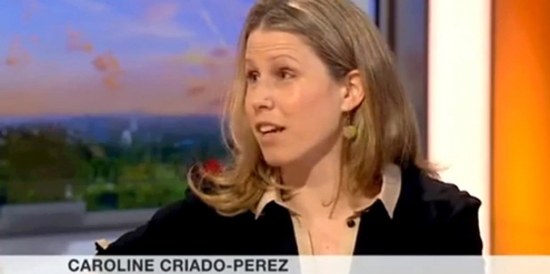 Caroline Criado-Perez akzeptiert frauenfeindliche Attacken via Twitter nicht. Caroline Criado-Perez akzeptiert frauenfeindliche Attacken via Twitter nicht.