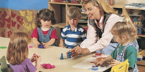 Zur Infrastruktur gehören für die US-Regierung auch Kindertagesstätten. Zur Infrastruktur gehören für die US-Regierung auch Kindertagesstätten.