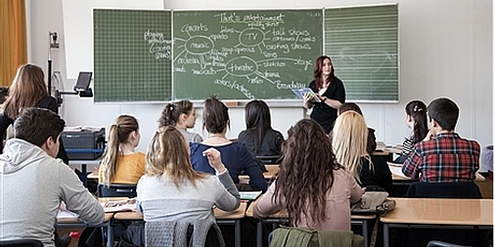 Das Geschlecht der Lehrperson ist für die Leistungen der Schülerinnen und Schüler irrelevant. Das Geschlecht der Lehrperson ist für die Leistungen der Schülerinnen und Schüler irrelevant.
