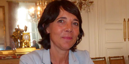 Catherine Ferrier hat nur eine persönliche Entschuldigung erhalten. Catherine Ferrier hat nur eine persönliche Entschuldigung erhalten.