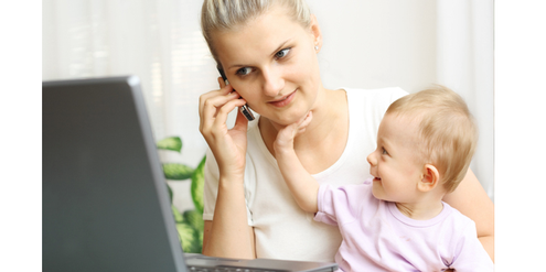 Die Politik ging stillschweigend davon aus, dass Frauen im Homeoffice auch die Kinder betreuen. Die Politik ging stillschweigend davon aus, dass Frauen im Homeoffice auch die Kinder betreuen.